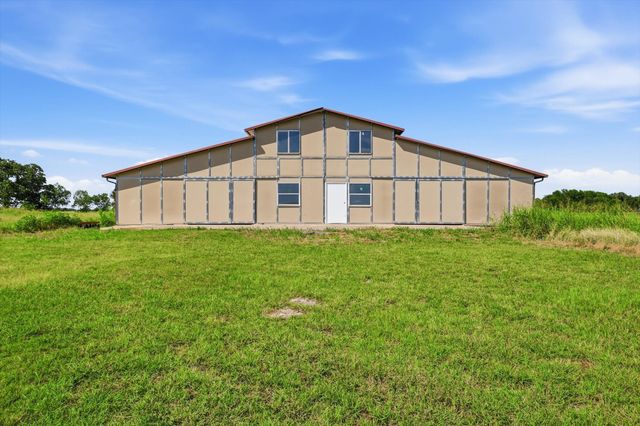 12190 Bell Road, Pilot Point, TX 76258