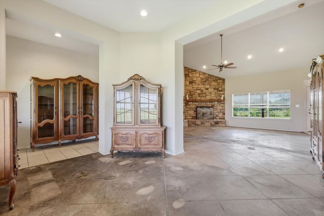 12190 Bell Road, Pilot Point, TX 76258