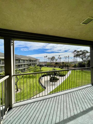 623 Sunfish Way, Port Hueneme, CA 93041