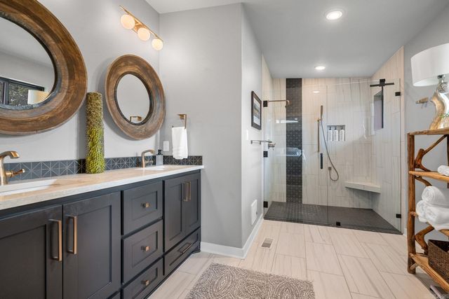 1113 Twin Points Road, Hot Springs, AR 71913