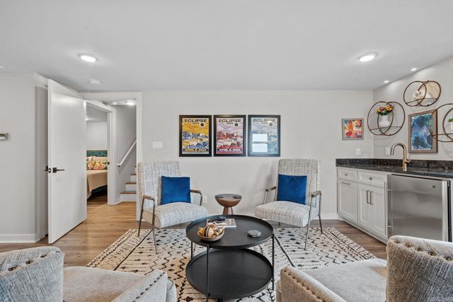 1113 Twin Points Road, Hot Springs, AR 71913