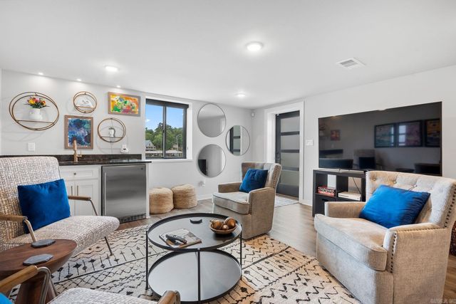 1113 Twin Points Road, Hot Springs, AR 71913