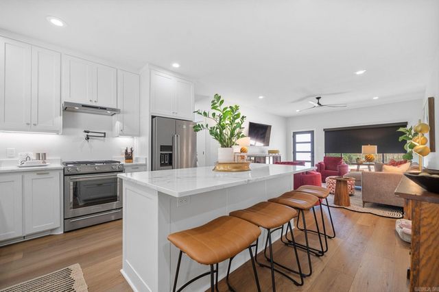 1113 Twin Points Road, Hot Springs, AR 71913