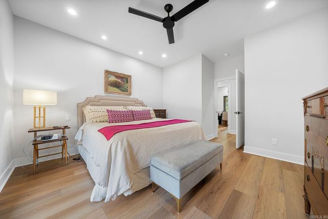 1113 Twin Points Road, Hot Springs, AR 71913