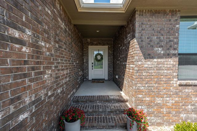 3303 N Shefford St, Wichita, KS 67205