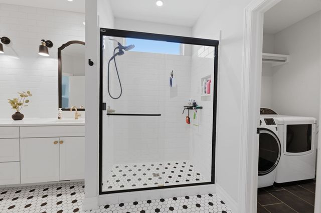 3303 N Shefford St, Wichita, KS 67205