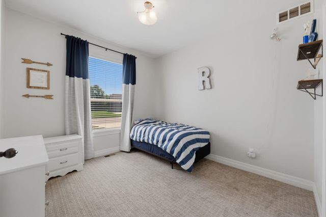 3303 N Shefford St, Wichita, KS 67205