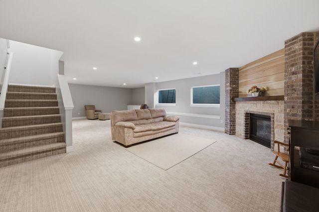 3303 N Shefford St, Wichita, KS 67205