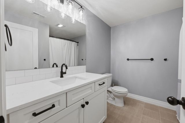 3303 N Shefford St, Wichita, KS 67205