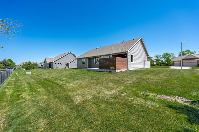 3303 N Shefford St, Wichita, KS 67205