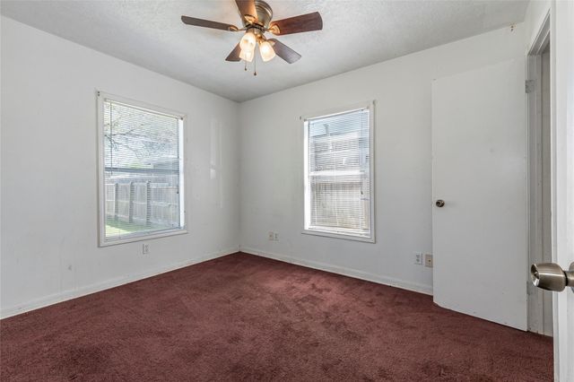 420 17th Avenue N, Texas City, TX 77590