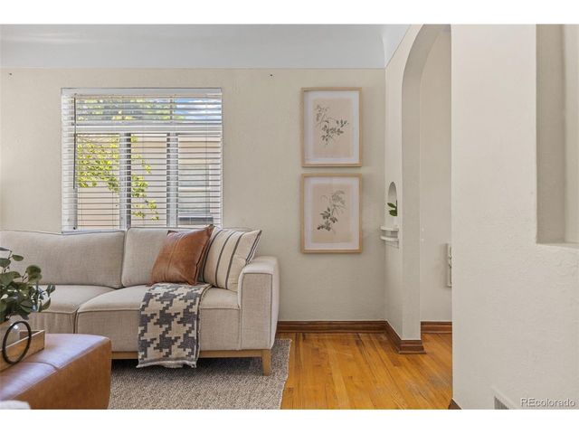 1129 N Jasmine St, Denver, CO 80220