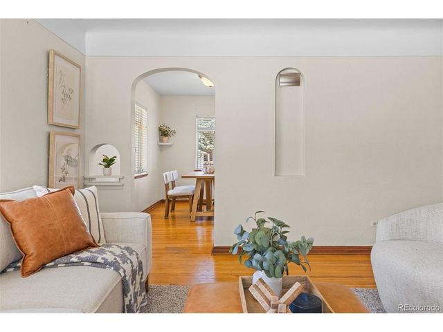 1129 N Jasmine St, Denver, CO 80220