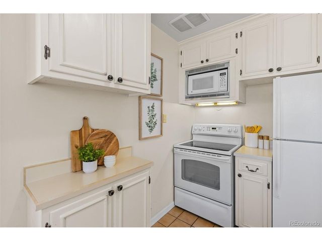 1129 N Jasmine St, Denver, CO 80220
