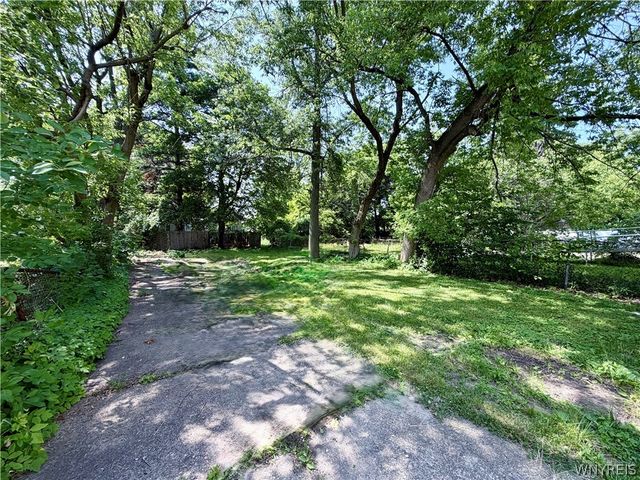 216 Schuele Avenue, Buffalo, NY 14215