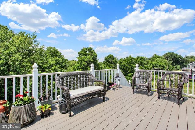 880 RIPPLE DR, Hanover, PA 17331