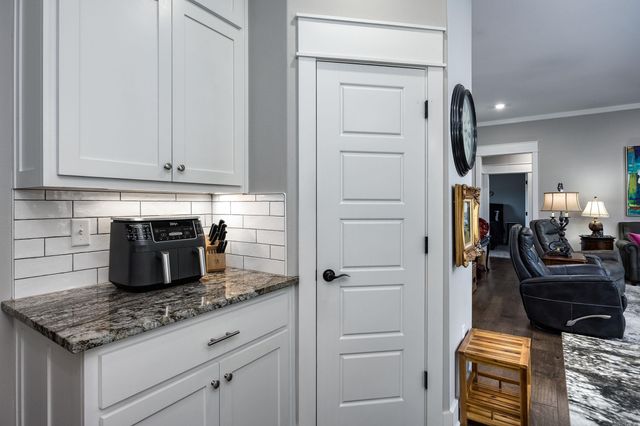 13033 Avilla Hills Cove, Alexander, AR 72002