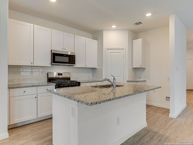 5785 Companion, Bulverde, TX 78163