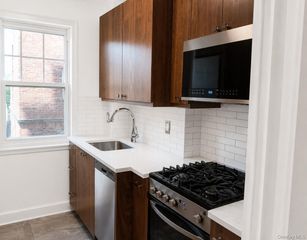 120 Cabrini 43, New York (manhattan), NY 10033