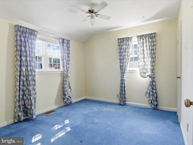 7247 DEBORAH DR, Falls Church, VA 22046