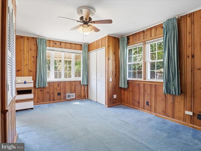7247 DEBORAH DR, Falls Church, VA 22046