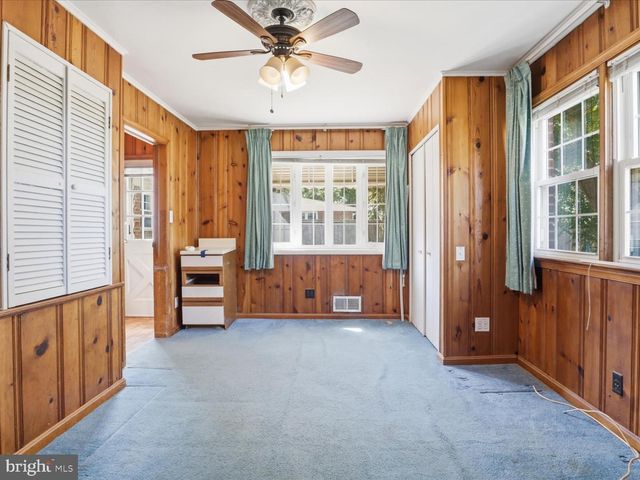 7247 DEBORAH DR, Falls Church, VA 22046