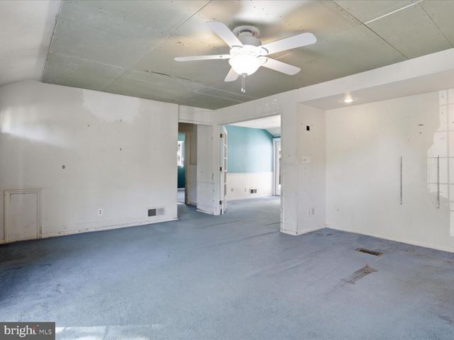 7247 DEBORAH DR, Falls Church, VA 22046