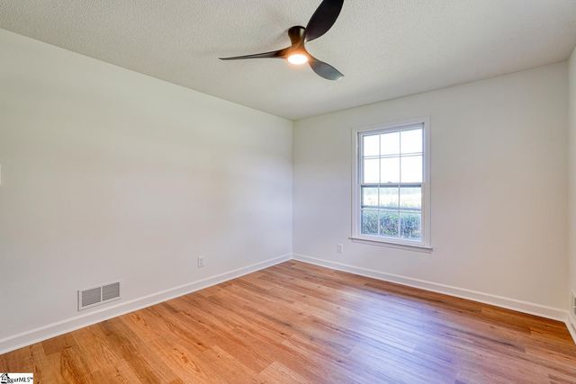 151 Suddeth Road, Inman, SC 29349