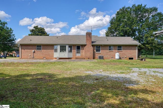 151 Suddeth Road, Inman, SC 29349
