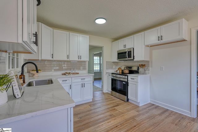 151 Suddeth Road, Inman, SC 29349