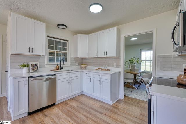 151 Suddeth Road, Inman, SC 29349