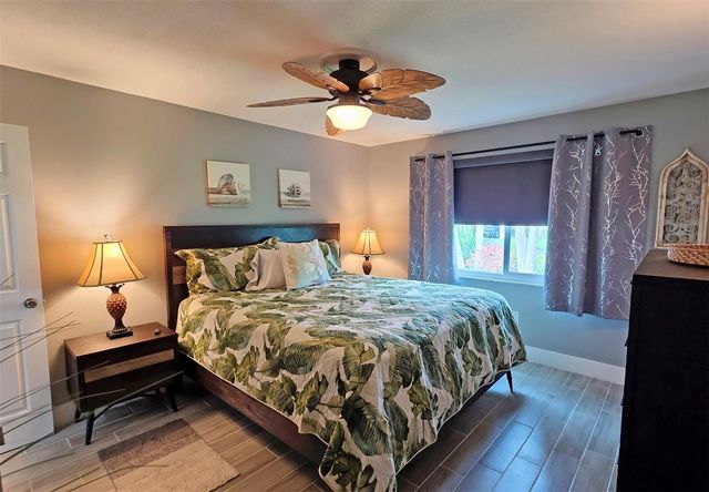 5468 RIVERBLUFF CIRCLE V-40, Sarasota, FL 34231
