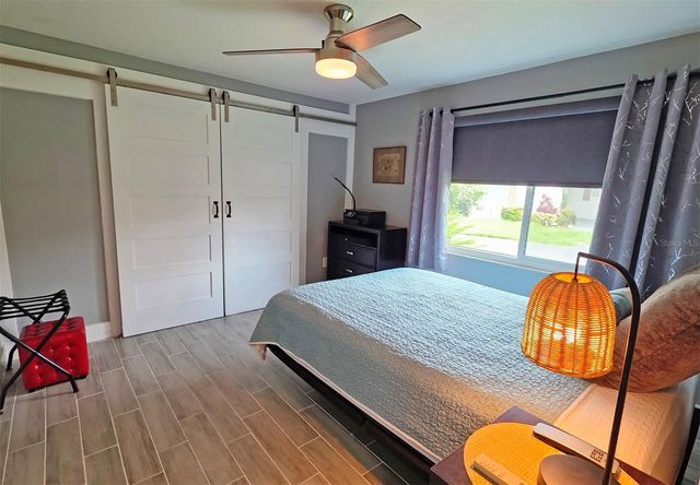 5468 RIVERBLUFF CIRCLE V-40, Sarasota, FL 34231