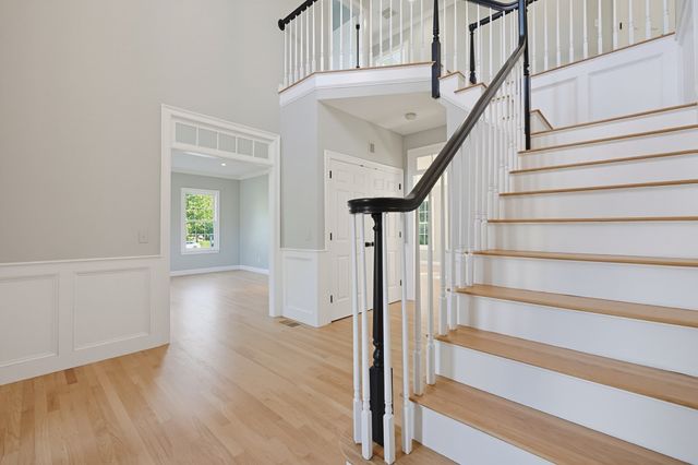 6 Samuel Path, Natick, MA 01760