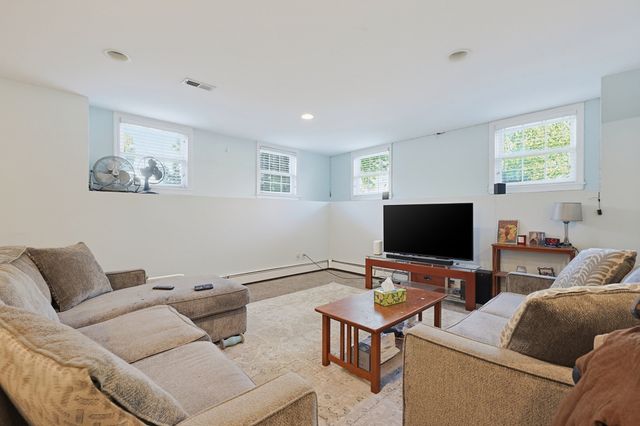 6 Samuel Path, Natick, MA 01760