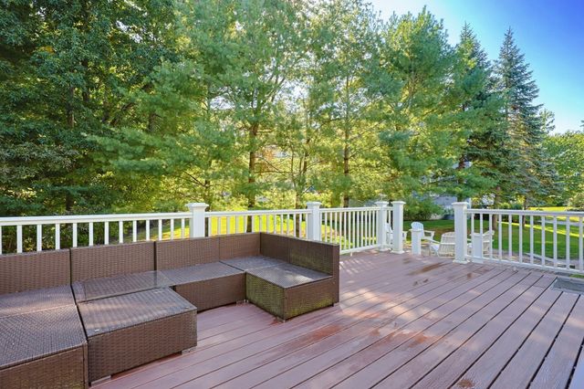 6 Samuel Path, Natick, MA 01760