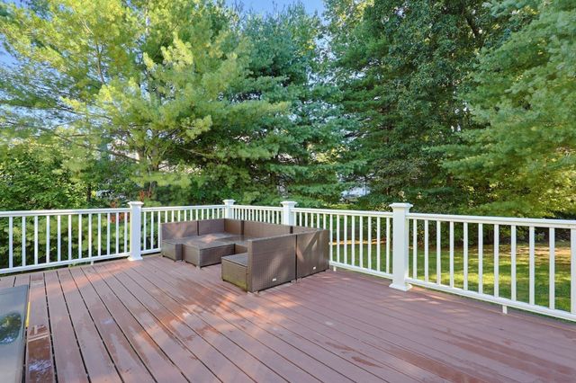 6 Samuel Path, Natick, MA 01760