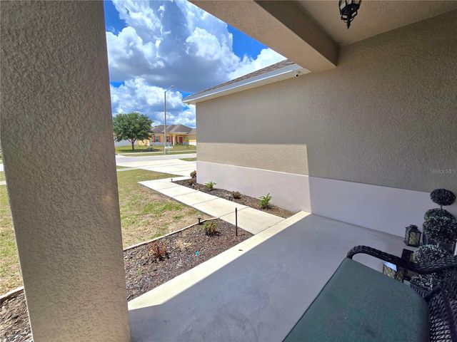 3300 LYNROCK AVENUE, Dundee, FL 33838