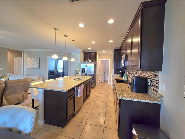 3300 LYNROCK AVENUE, Dundee, FL 33838
