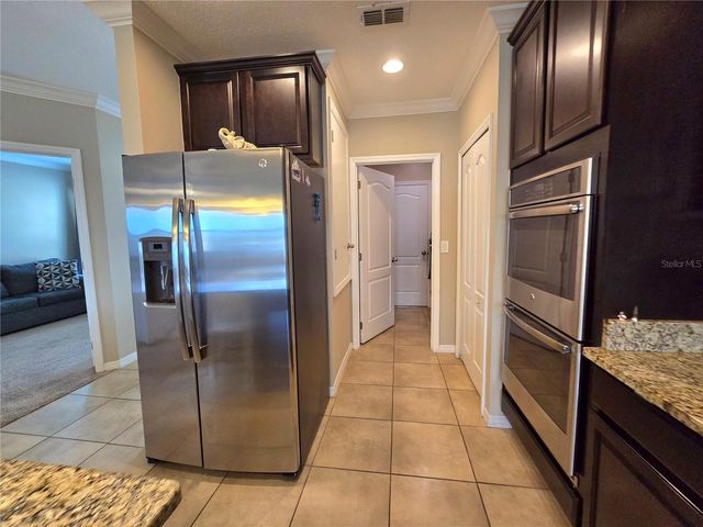 3300 LYNROCK AVENUE, Dundee, FL 33838