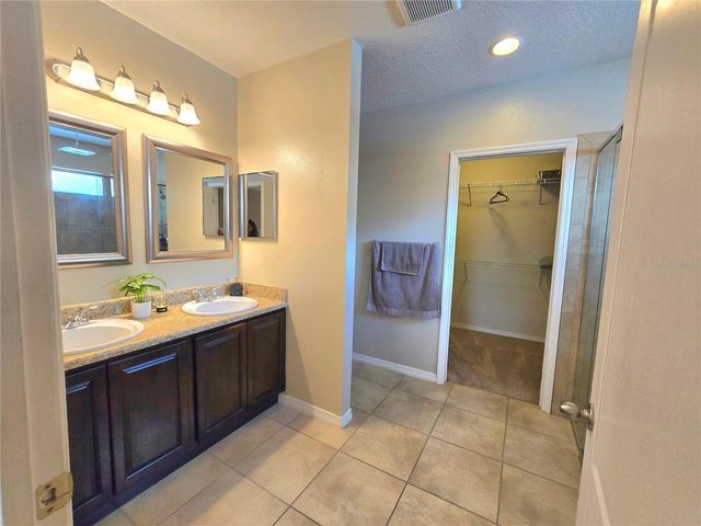 3300 LYNROCK AVENUE, Dundee, FL 33838