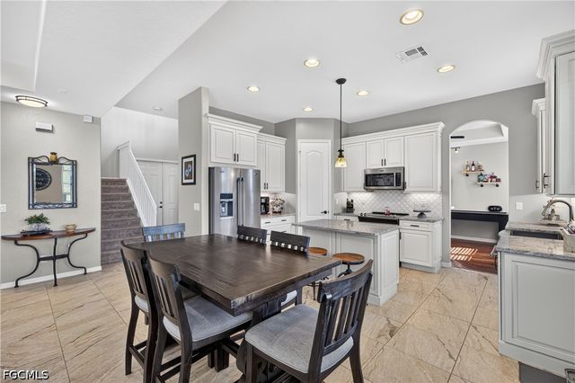 2659 Amber Lake DR, Cape Coral, FL 33909