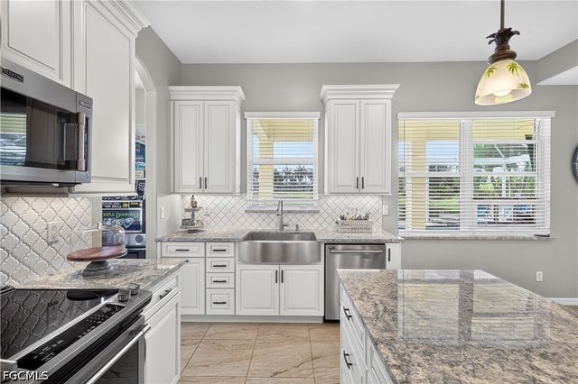 2659 Amber Lake DR, Cape Coral, FL 33909