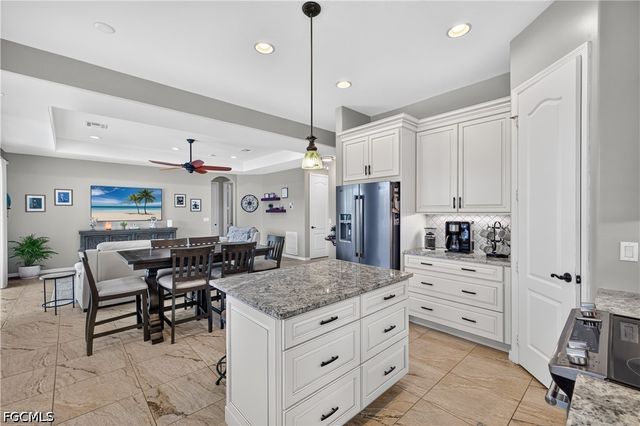2659 Amber Lake DR, Cape Coral, FL 33909
