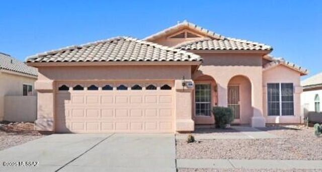 124 S Palace Gardens Drive, Tucson, AZ 85748