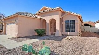 124 S Palace Gardens Drive, Tucson, AZ 85748