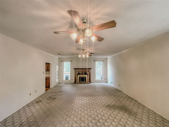 1312 Rio Grande Drive, Benbrook, TX 76126