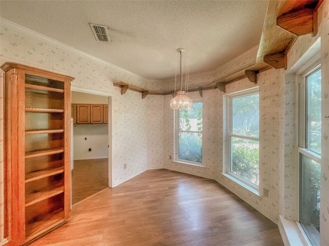 1312 Rio Grande Drive, Benbrook, TX 76126