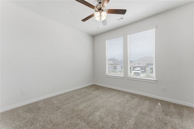 4802 W Planetree Street, Fayetteville, AR 72704
