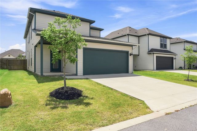 4802 W Planetree Street, Fayetteville, AR 72704